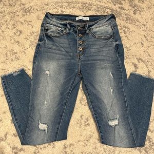 NWOT KanCan skinny Jean size 5/26